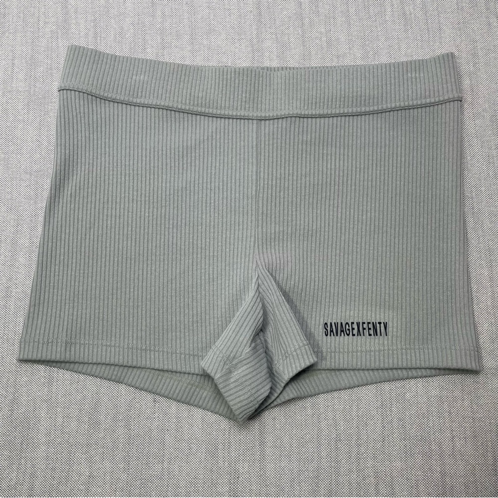 Savage x Fenty Essential Heavy Rib Square Neck Tank and Booty Shorts Set NWT - Picture 11 of 16